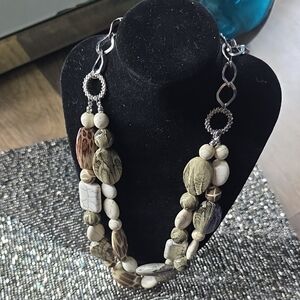 Source Unknown Cream, Beige & Brown Multi-Bead Necklace